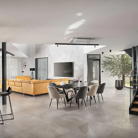 H2 By Interhome Nyaraló *