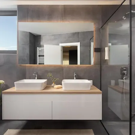 H2 By Interhome * Brdo (Rasa)