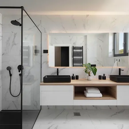 H2 By Interhome *